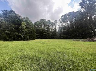 99 Bobwhite Dr, Oxford, AL 36203
