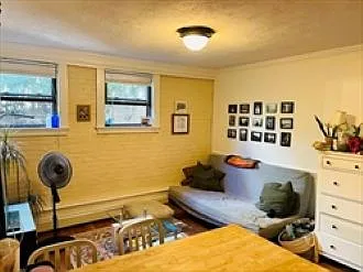 1 bed, 425 sqft, $2,100 — Photo 4