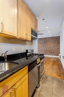 Rented by Centennial Properties NY | media 8