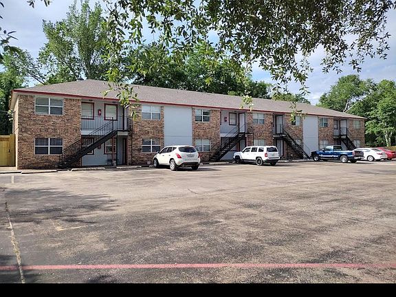 5th image of 704 Schuller St #30