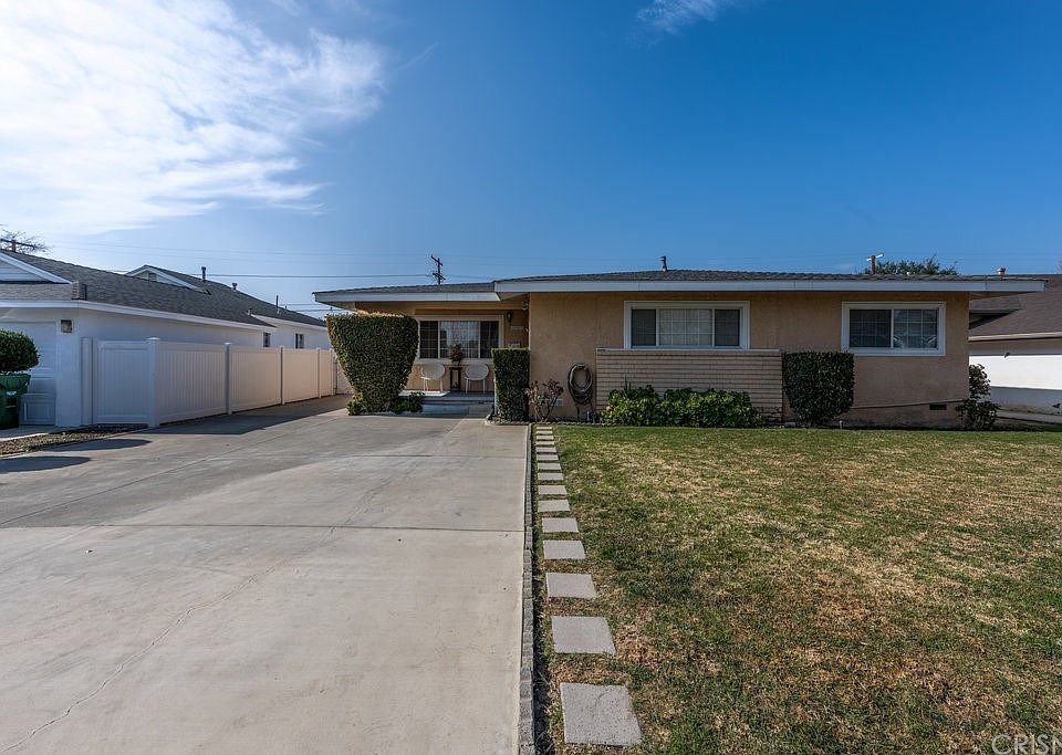 1st image of 10151 Gaviota Ave
