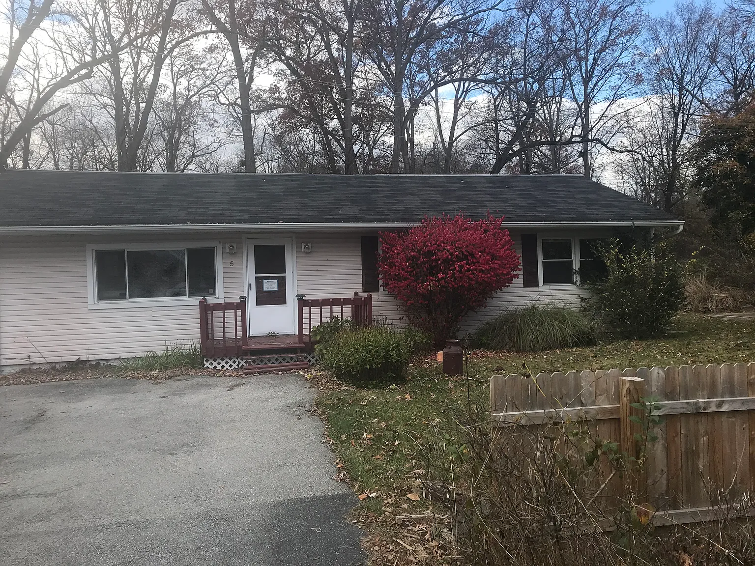 5 Hennessey Pl photo 1