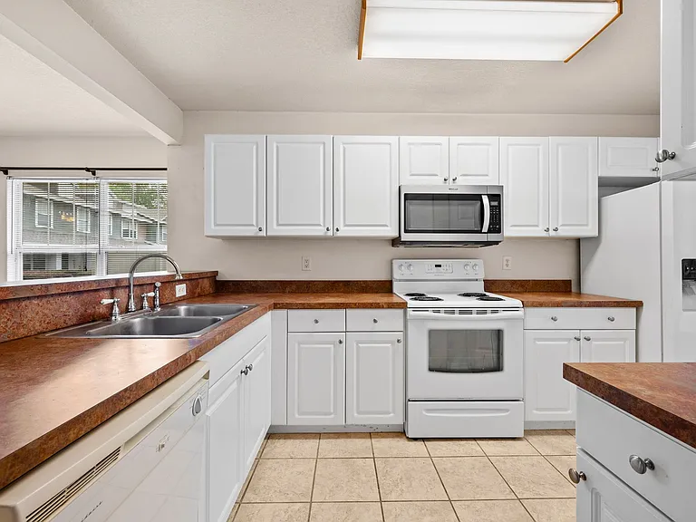 4264 SW 22nd Ln #114 — Photo 8