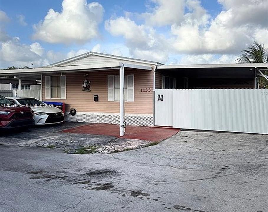 1st image of 1133 SW 130th Ave