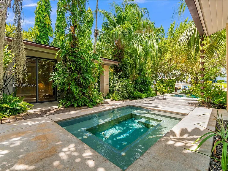 6840 Sunrise Pl — Photo 5