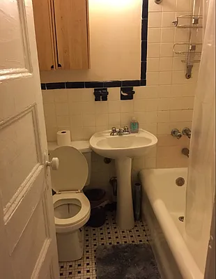 Rented by Frank Valvo Real Estate | media 4