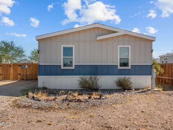 512 W Claessens Drive, Morristown, AZ 85342