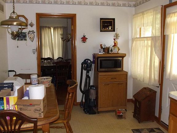 4th image of 4023 Miller Rd