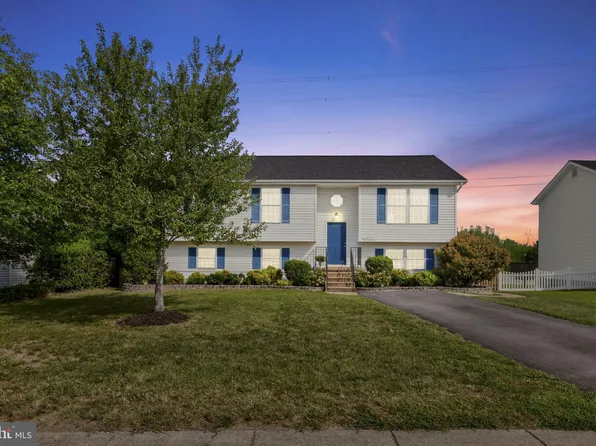 7022 Justin Ct E, Remington, VA 22734