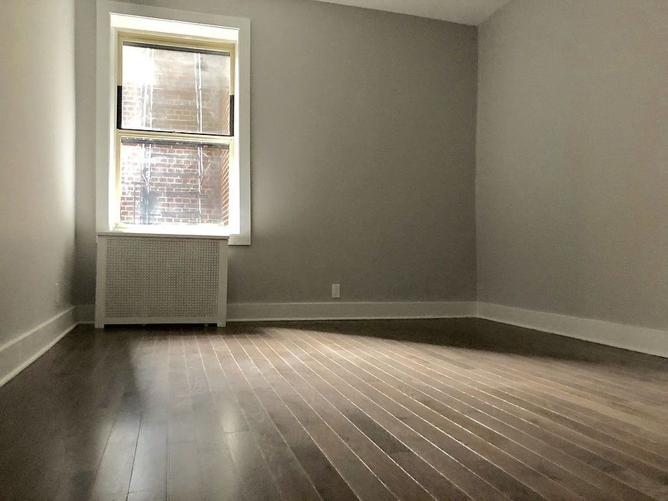 2nd image of 1417 Avenue K APT 3E