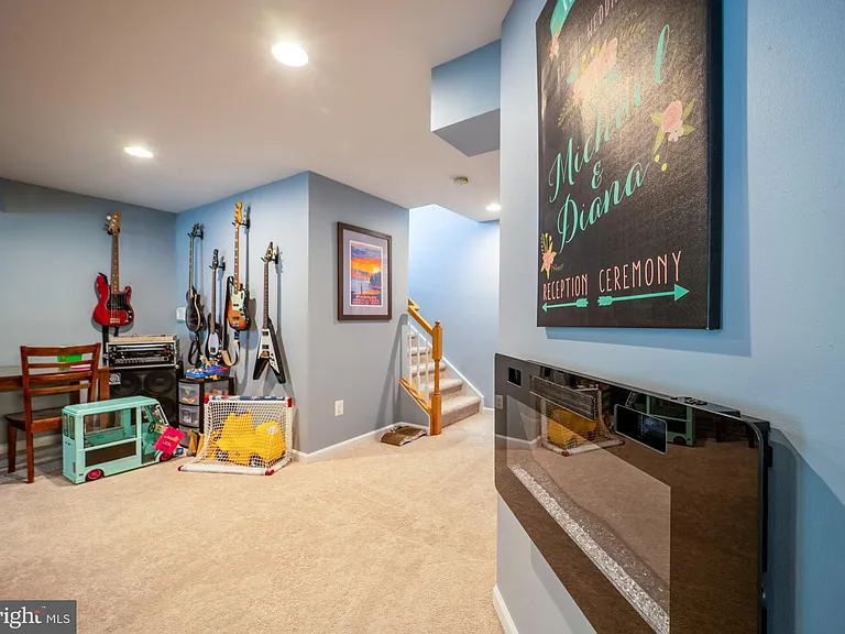 18081 Camdenhurst Dr — Photo 57