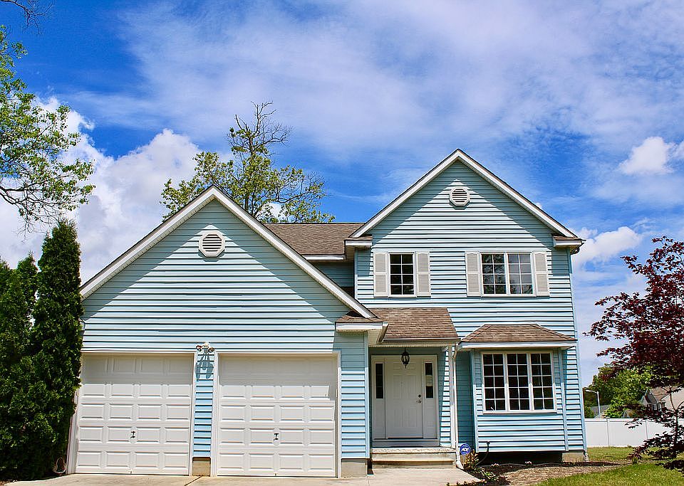 1st image of 1512 Pleasant Dr