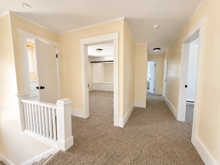 4412 N Maryland Ave — Photo 14