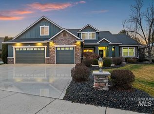 1675 Lake Crest Way, Eagle, ID 83616