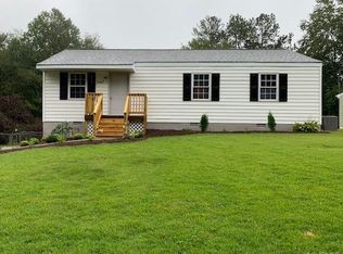 9467 Lost Forest Dr, North Chesterfield, VA 23237