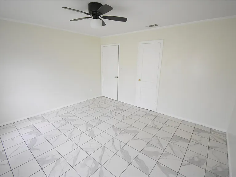 6229 Clover Ridge St — Photo 23
