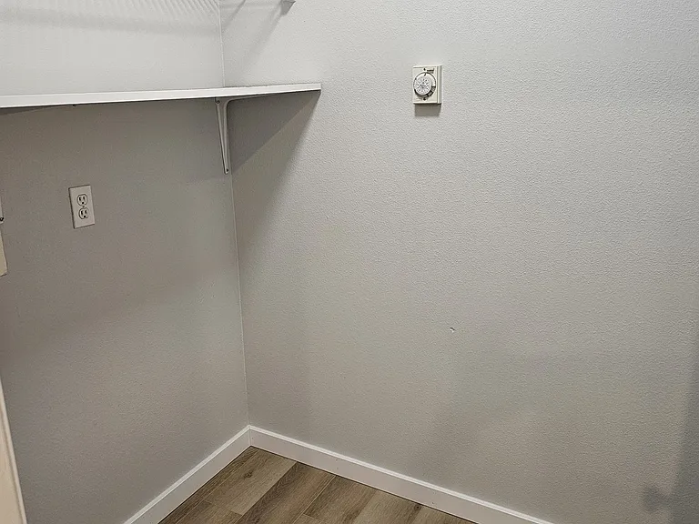 2110 Palisade Blvd #C-7 — Photo 16