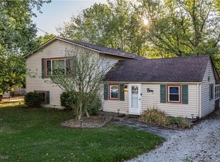 4078 Pardee Rd, Stow, OH 44224