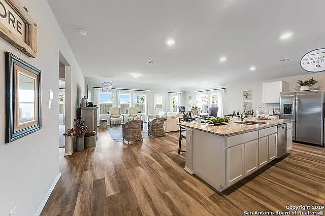 1615 Day Lily St — Photo 10