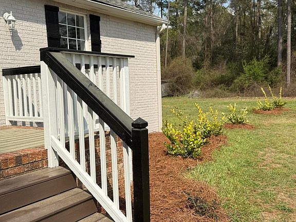 4th image of 2122 Godwin Lake Rd