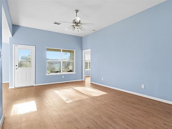 5th image of 28807 Trinity River Dr