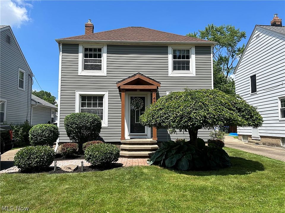 1st image of 143 Pierce Ave