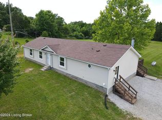 1058 Johnny Pack Rd, Brandenburg, KY 40108