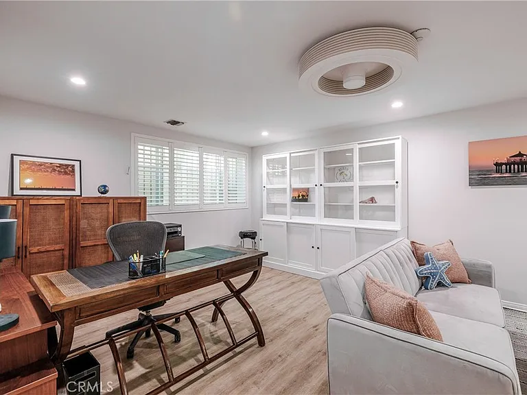1219 S Catalina Ave — Photo 43