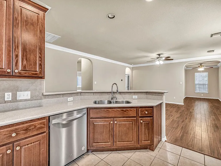 3748 Pine Needle Cir — Photo 10