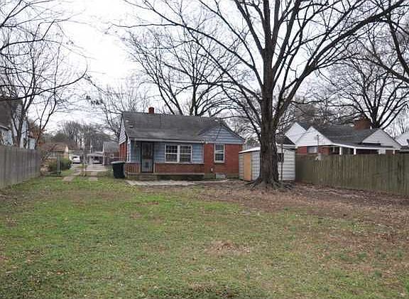 2nd image of 877 Chatwood St
