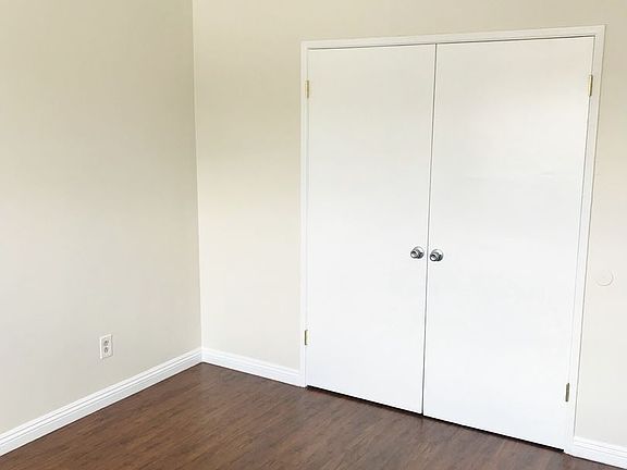 4th image of 712 W Beach Ave APT 5