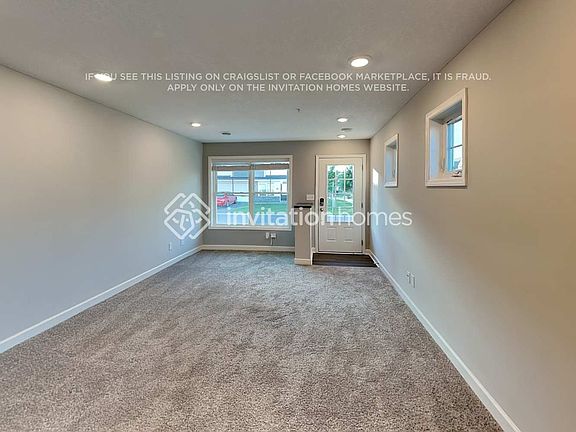 4th image of 10916 Zest St NE Suite H