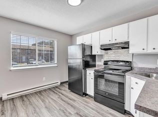 1358 Meriden Rd APT 12, Waterbury, CT 06705