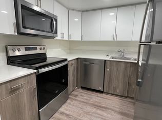 406-19472 NE 10th Ave, Miami, FL 33179