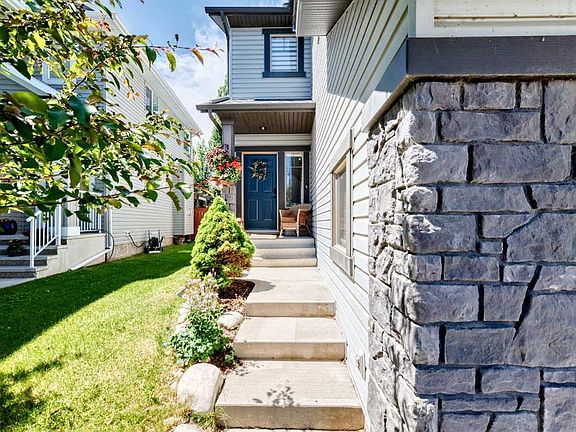 2nd image of 24 E Brightonstone Gdns SE