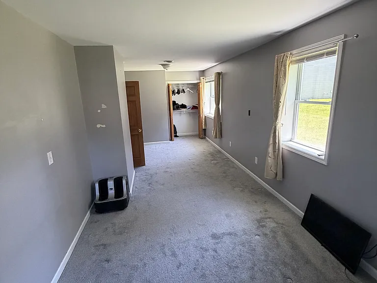 8825 Sheridan Dr — Photo 23