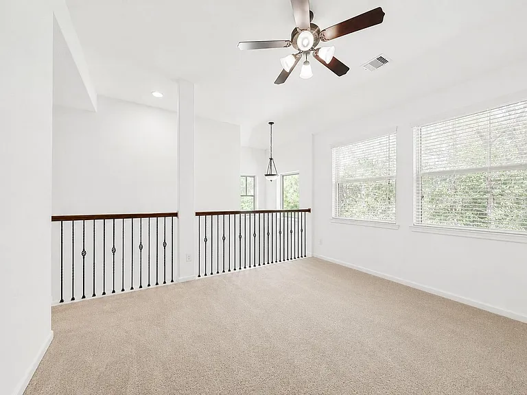 5 Cheswood Manor Dr — Photo 9