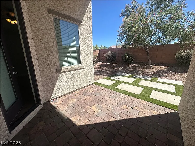 2618 Cooper Gallery St — Photo 28