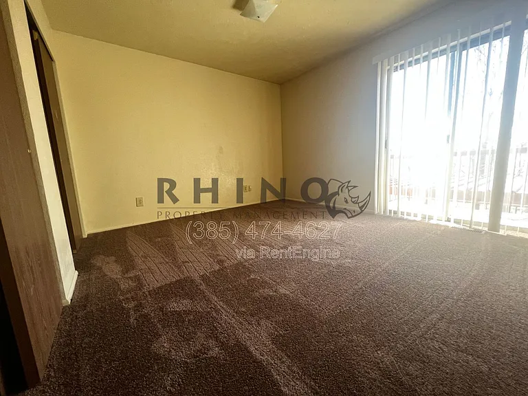 463 N 1465 W — Photo 5