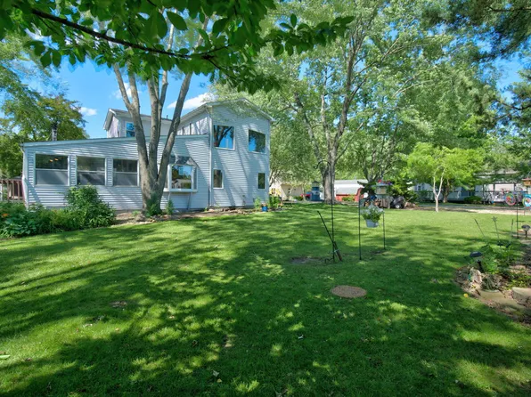 227 Largemouth Ln, Wilmington, IL 60481