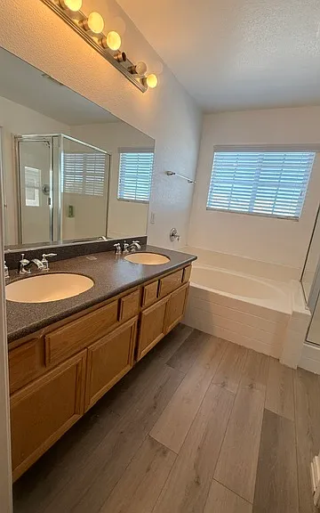 13569 Fullerton Ln — Photo 23