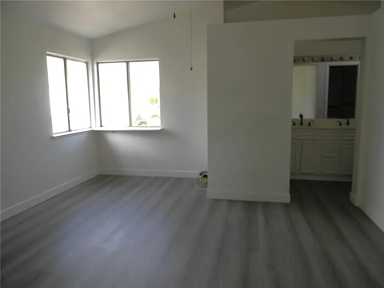 1187 White Tip Ln — Photo 10
