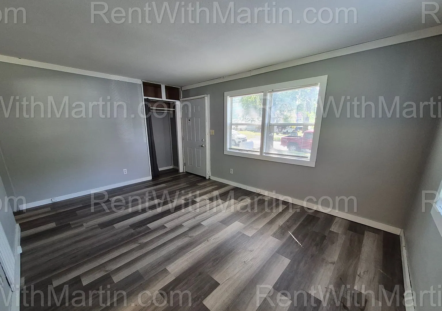 For Rent- 1212 Lincoln *Newly Remodeled!* — Photo 4