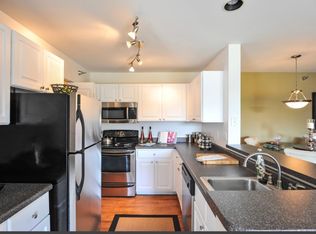 358 Glenwood Dr, Bloomingdale, IL 60108