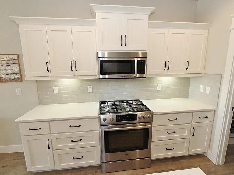 3316 E Girdner Dr — Photo 11