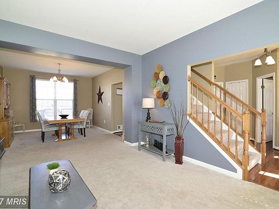 4th image of 17132 Magic Mountain Dr
