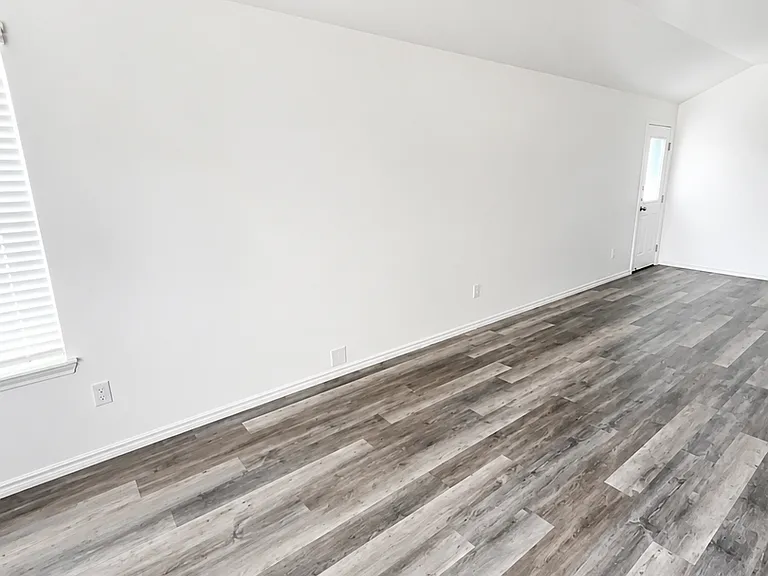 705 Kimble Dr #A — Photo 3