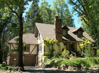 1539 Eddy Dr, Mount Shasta, CA 96067