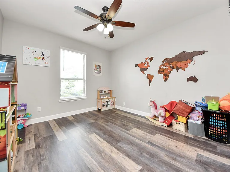 3705 Banbury Ln — Photo 24