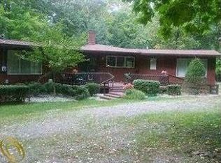 2399 Academy Rd, Holly, MI 48442